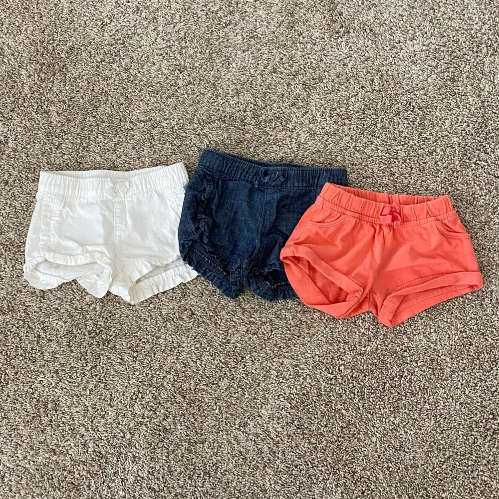 Old Navy toddler girl bundle denim jean shorts and salmon shorts size 3-6 months